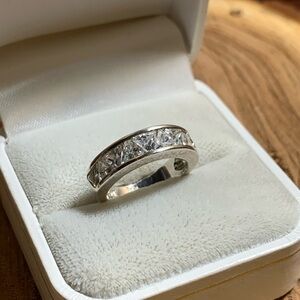 Estate Find PJM 925 Clear Beads Stamped Band Ring 6”